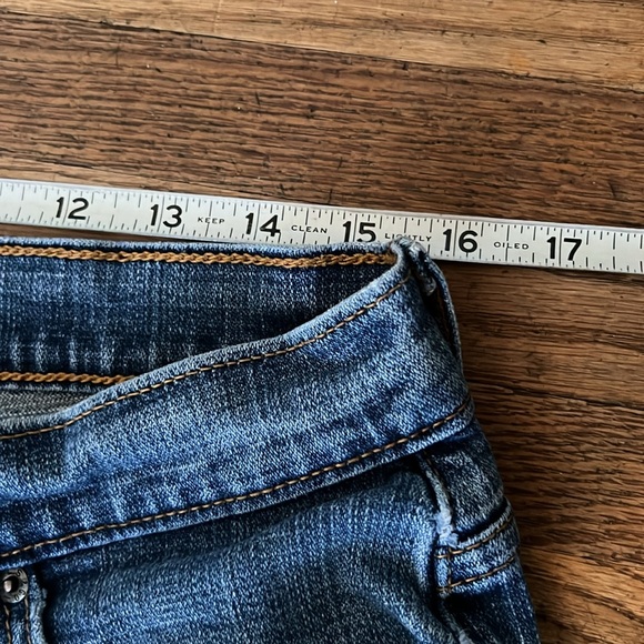 Women’s Levi’s 505 Straight Distressed Wash Jeans - Picture 4 of 9